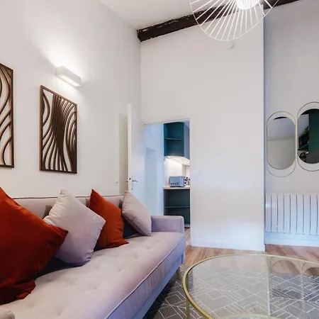 Apartment Le Stanislas ~ Centre-ville ~ Arrivee Autonome Nancy